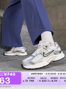 耐克女子轻便运动鞋夏透气复古跑鞋风反光装饰NIKE V5 RNR HQ7901