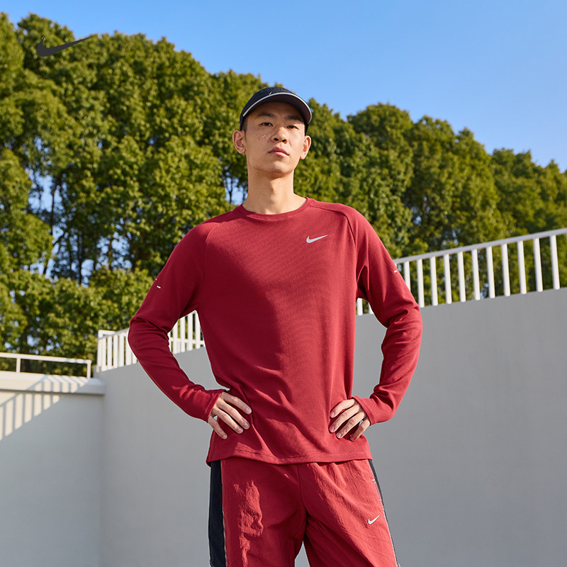耐克男子训练跑步圆领上衣速干华夫格NIKE STRIDE DRI-FIT HV2706