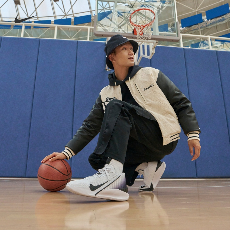 Nike耐克G.T.Jump男实战篮球鞋