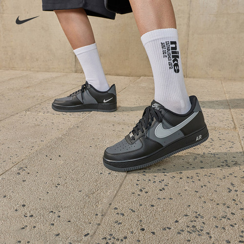 Nike耐克空军一号男子平底运动鞋