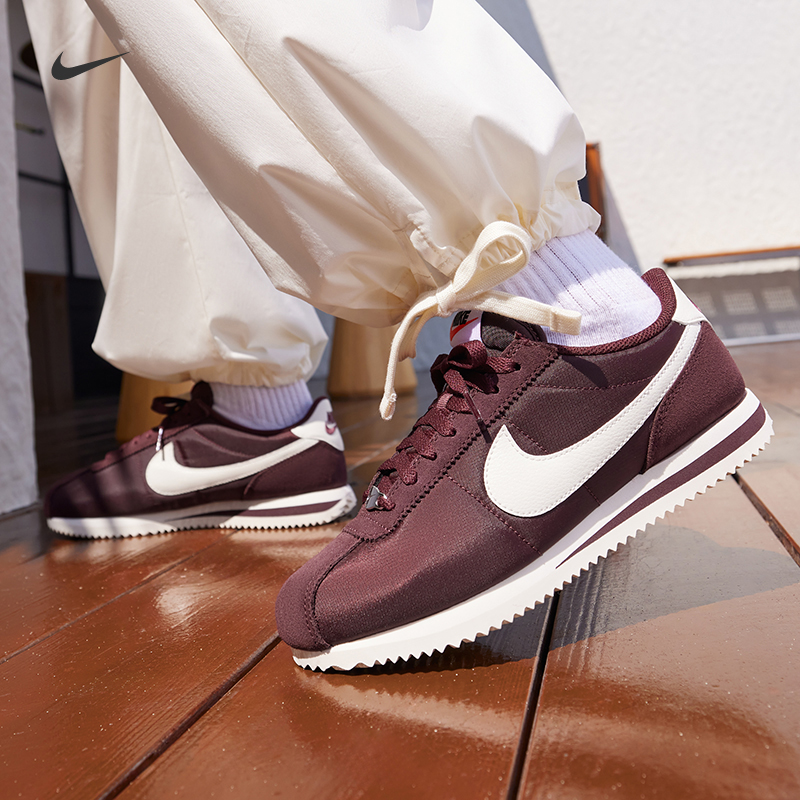 Nike耐克Cortez女子运动鞋薄底鞋