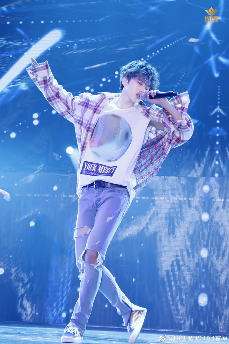 明星短袖韩版常规笑脸棉中性折扣