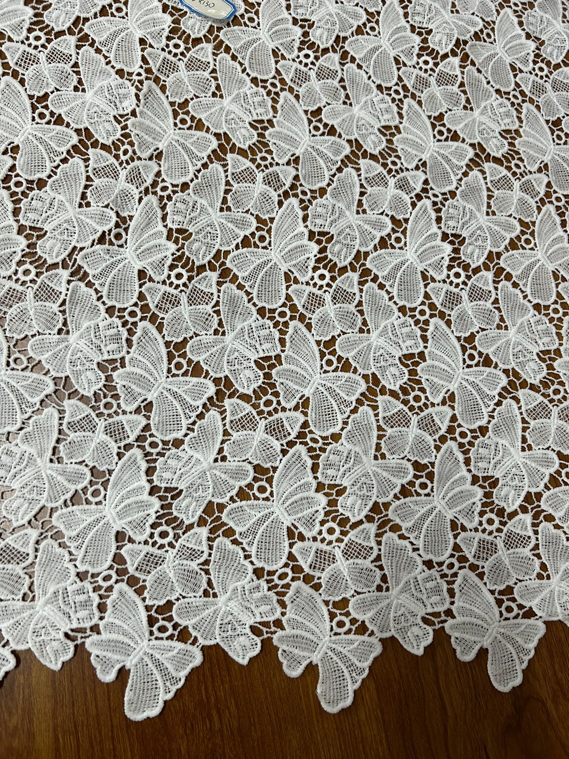 白色满幅花朵牛奶丝重工刺绣水溶蕾丝布料披肩半裙连衣裙设diy