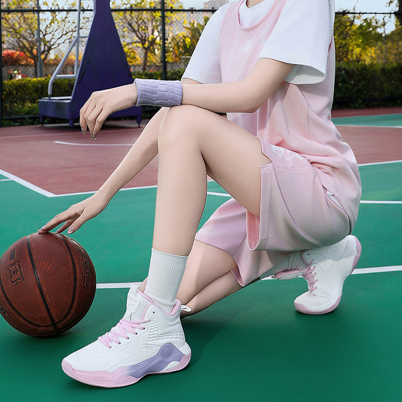 大码篮球鞋女款皮面运动鞋女生防滑耐磨减震高帮小白鞋高颜值实战