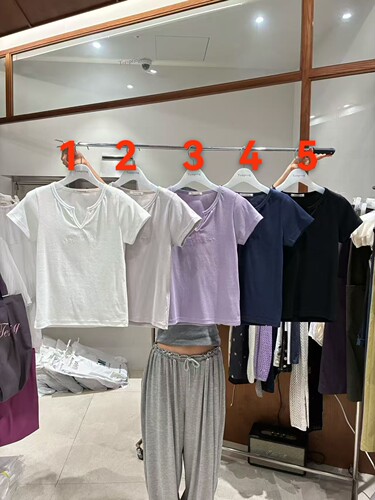 韩国东大门2026夏季新款tempting修身百搭个性V领纯色短袖T恤女