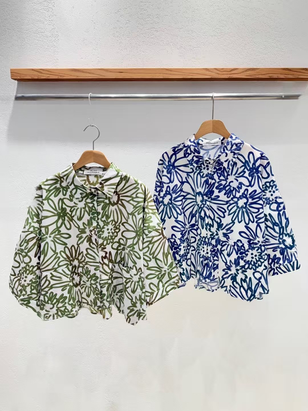 韩国东大门代购2025夏季新品INTRO 翻领花朵衬衫