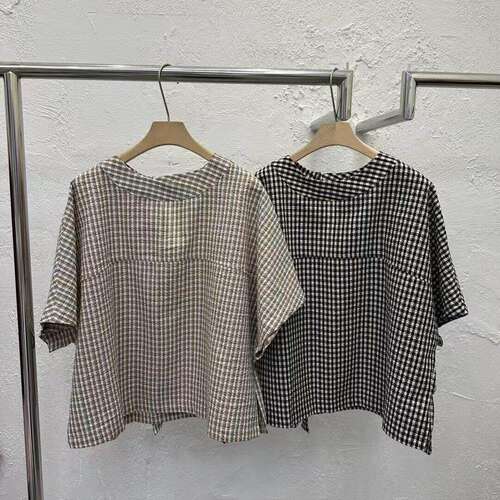 韩国东大门2026夏新款DAYLOG宽松圆领正肩格子设计感上衣