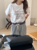 韩国东大门2026春新品 T恤女 百搭圆领字母短袖 merry pn时尚