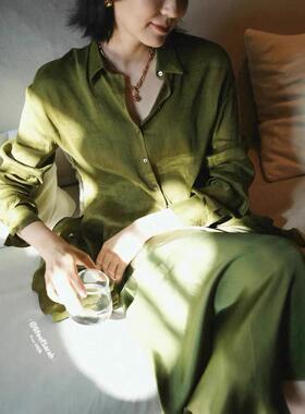 Cortana《赎罪》定染橄榄绿中长款真丝亚麻长袖衬衫+铜氨丝半裙