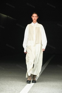 米色亚麻补丁口袋定番无袖 国内现货 山本耀司 连衣裙22SS 新品