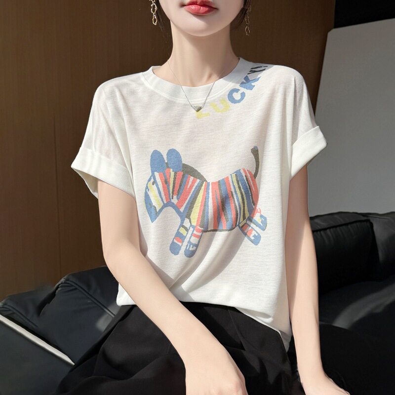 巨好看高质量短袖t恤女款2026夏季新款宽松圆领图案印花翻边上衣
