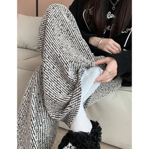慵懒斜条纹加厚阔腿裤女款秋冬季新款高腰垂感直筒雪尼尔加绒裤子