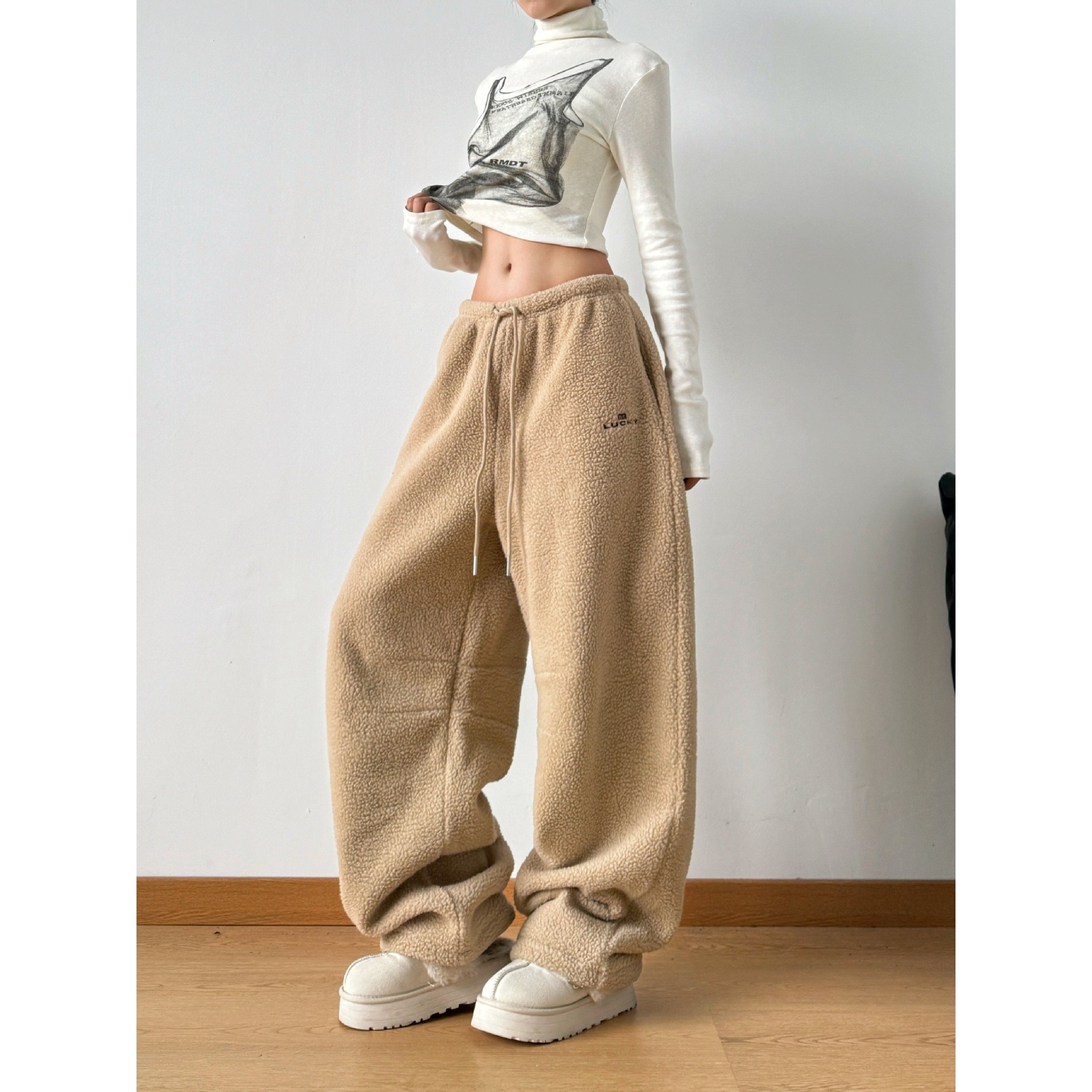 摇粒绒裤子女冬季加绒加厚休闲宽松保暖休闲加长卡其色加长裤子女,女装/女士精品,卫裤,淘宝优惠券,粉丝福利购,淘宝优惠卷