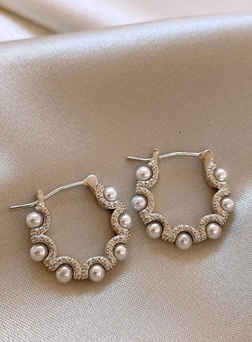 韩国新款镶珍珠耳环女小众设计轻奢圆形耳饰个性法式复古耳扣耳钉