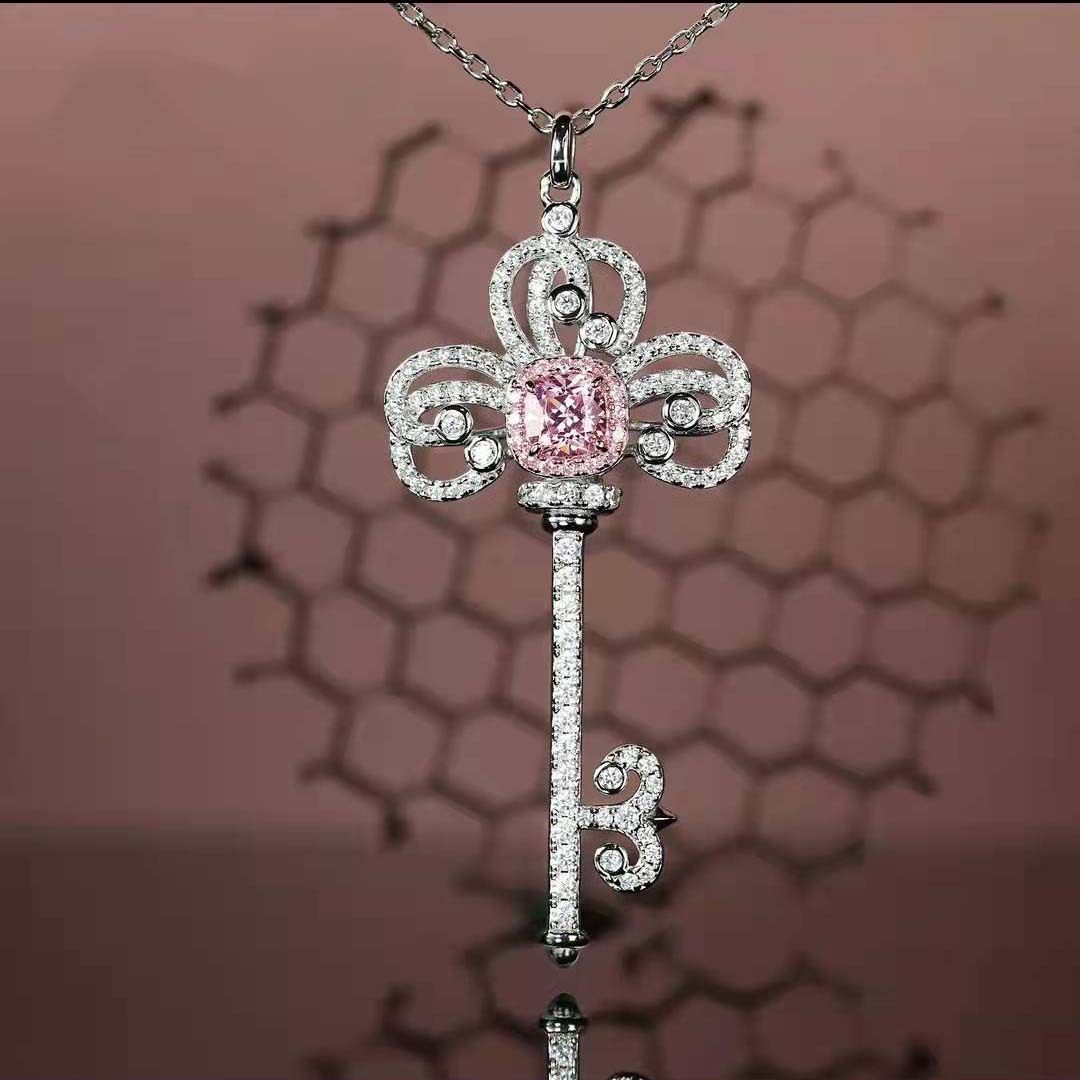 满钻鸢尾花桃粉钻钥匙女测试推荐