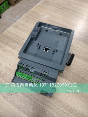 施耐德变频器ATV610 主板 加端子板 EAV52811 V1.5IE02 拆机包好