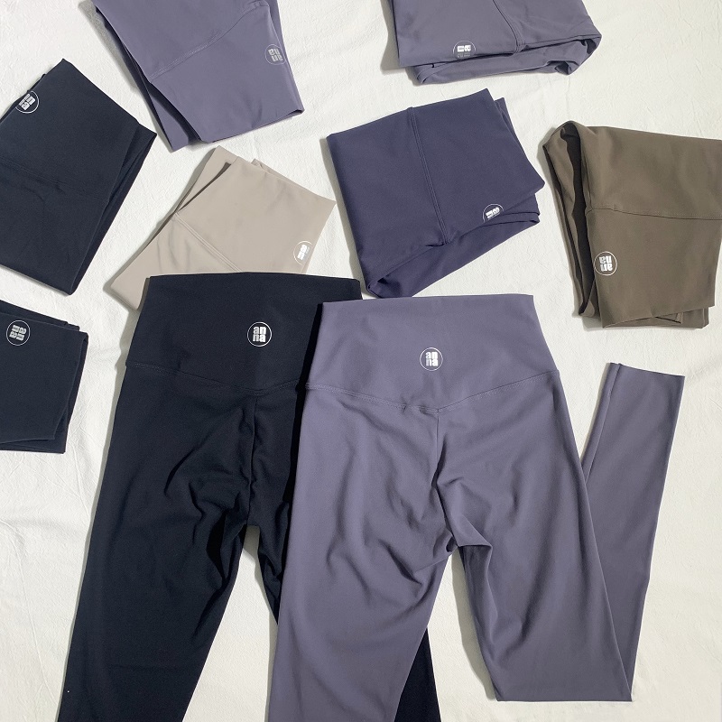 吾馨裸感九分裤瑜伽健身裤鲨鱼裤