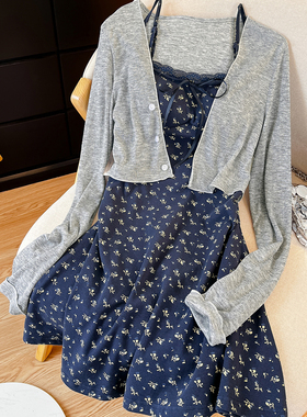 拿捏港风！温柔风碎花吊带连衣裙女灰色针织小开衫早秋氛围感套装