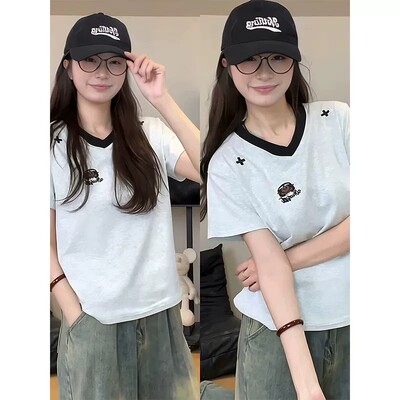 美式复古V领猿猴刺绣短袖T恤女