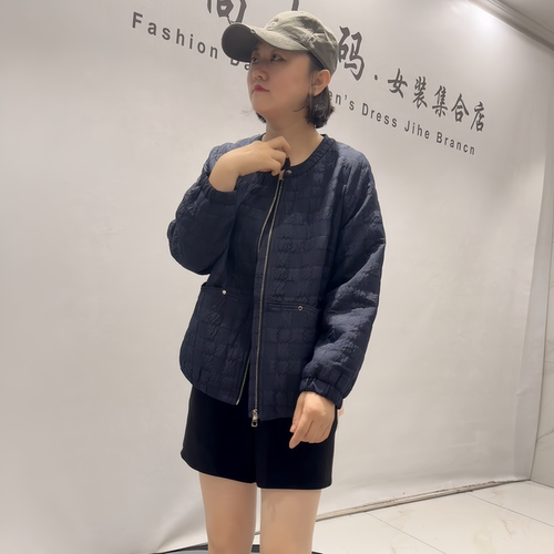 芮娜依莲秋冬新款大码薄棉服外套