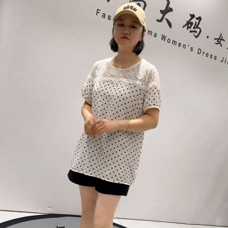 芮娜依莲夏季薄款大码显瘦短袖衫