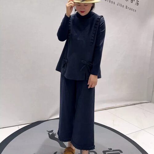 芮娜依莲秋冬新款大码洋气三件套
