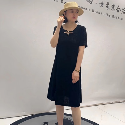 芮娜依莲夏季新款大码显瘦连衣裙