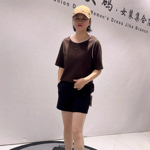 芮娜依莲年货新款大码短袖打底衫