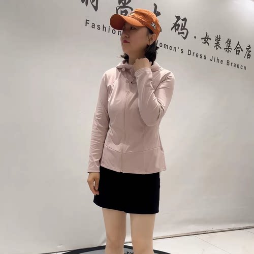 女权贵族初秋新款大码薄款外套女