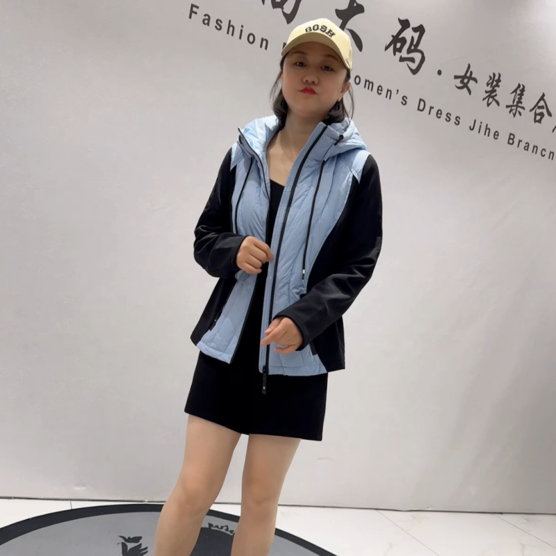 芮娜依莲初冬款大码薄款羽绒服女