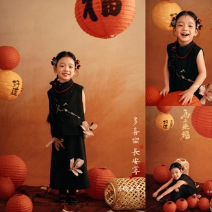 马年新年新中式国风儿童旗袍黑色刺绣立领连衣裙新年主题摄影服装