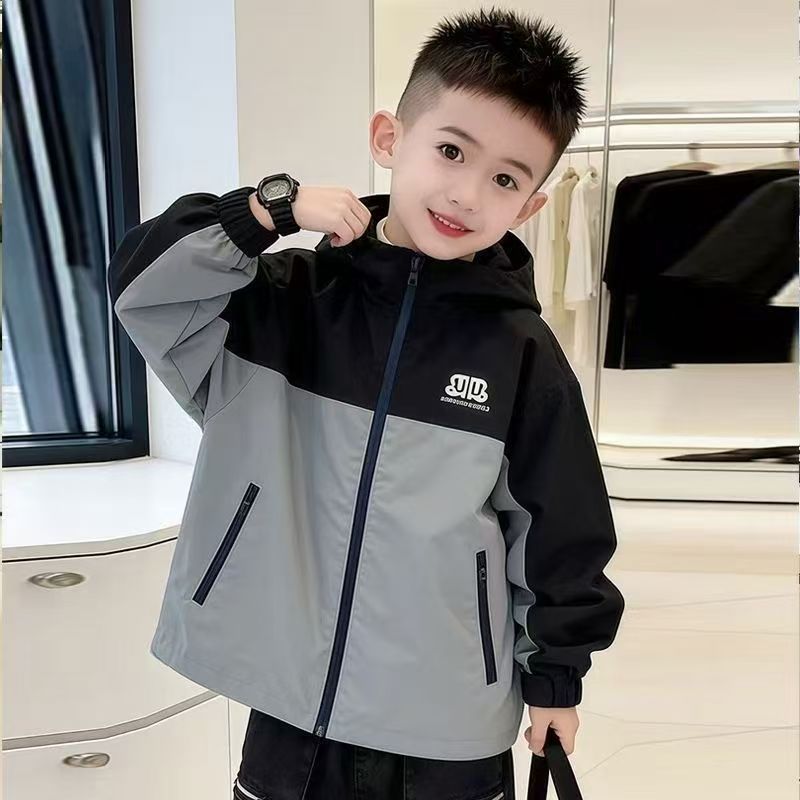 男童春秋款冲锋衣外套连帽拼色机能儿童痞帅装中大童时尚百搭风衣