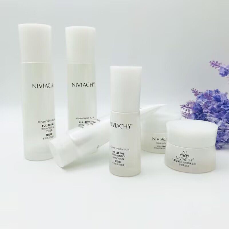 妮薇雅姿水润亮肌护肤品补水保湿霜柔肤水乳液粉底洁面化妆品套装