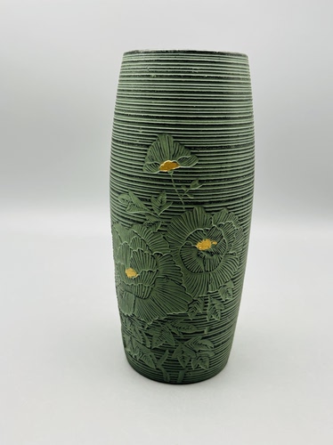 C263，日本回流 复古墨绿刻花描金花器牡丹浮雕艺术花瓶