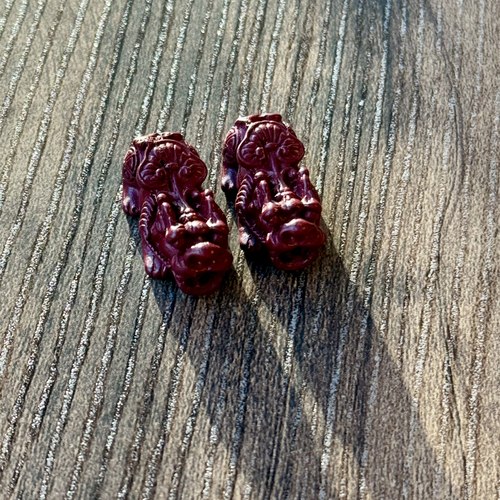 朱砂貔貅款一对手工雕刻配饰