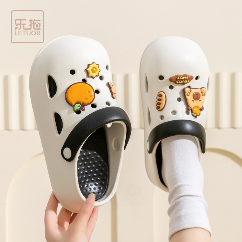 女款夏季卡通户外休闲防滑洞洞鞋