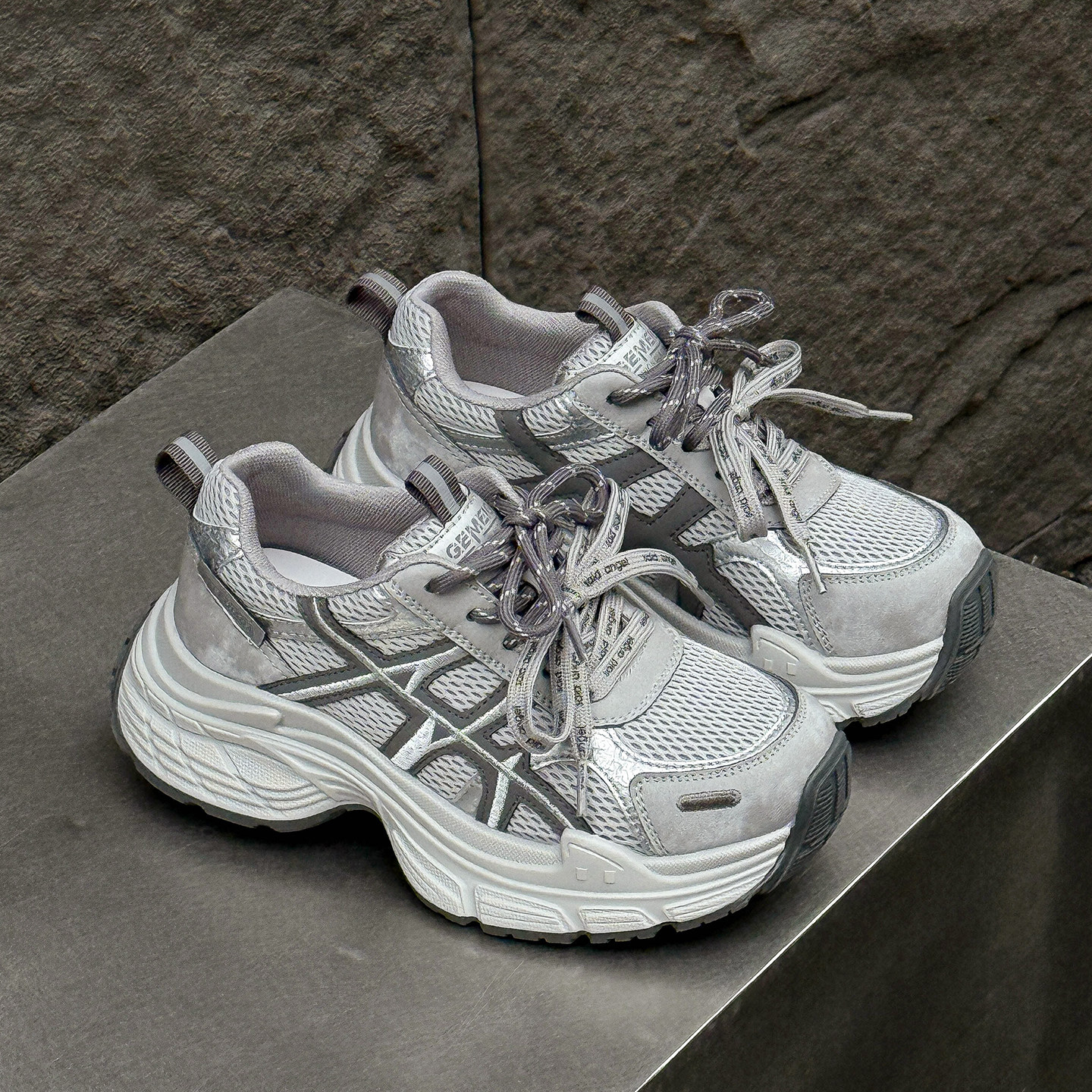 休闲风厚底老爹鞋女2026新款春季时尚百搭显腿长爆款小个子增高鞋,女鞋,老爹鞋,淘宝优惠券,粉丝福利购,淘宝优惠卷