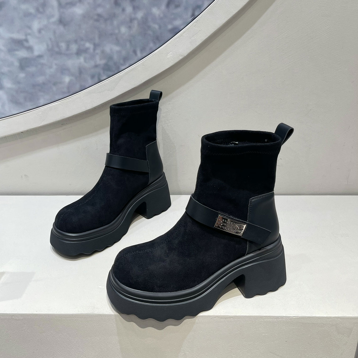 小个子增高厚底切尔西短靴瘦瘦靴