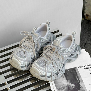 轻便百搭显脚小增高港风休闲运动鞋 春季 女2026新款 绑带厚底老爹鞋