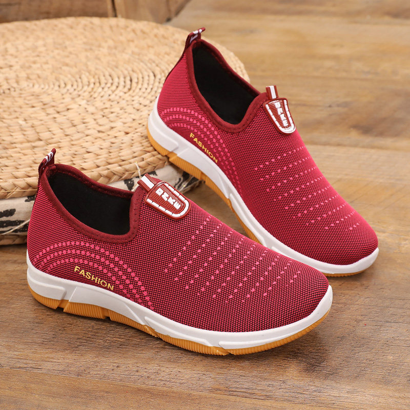 new pattern Beijing cloth shoes lady Single shoes motion leisure time ventilation Non-slip bottom Mom shoes Dichotomanthes bottom Work shoesin the Women's Shoes, Low shoe, Cloth shoes category - from Buy2taobao.com to provide professional Taobao agent buy service