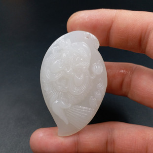 厂家直销 天然玉石a货新疆白玉钟馗挂件 白玉扇子钟馗吊坠玉坠