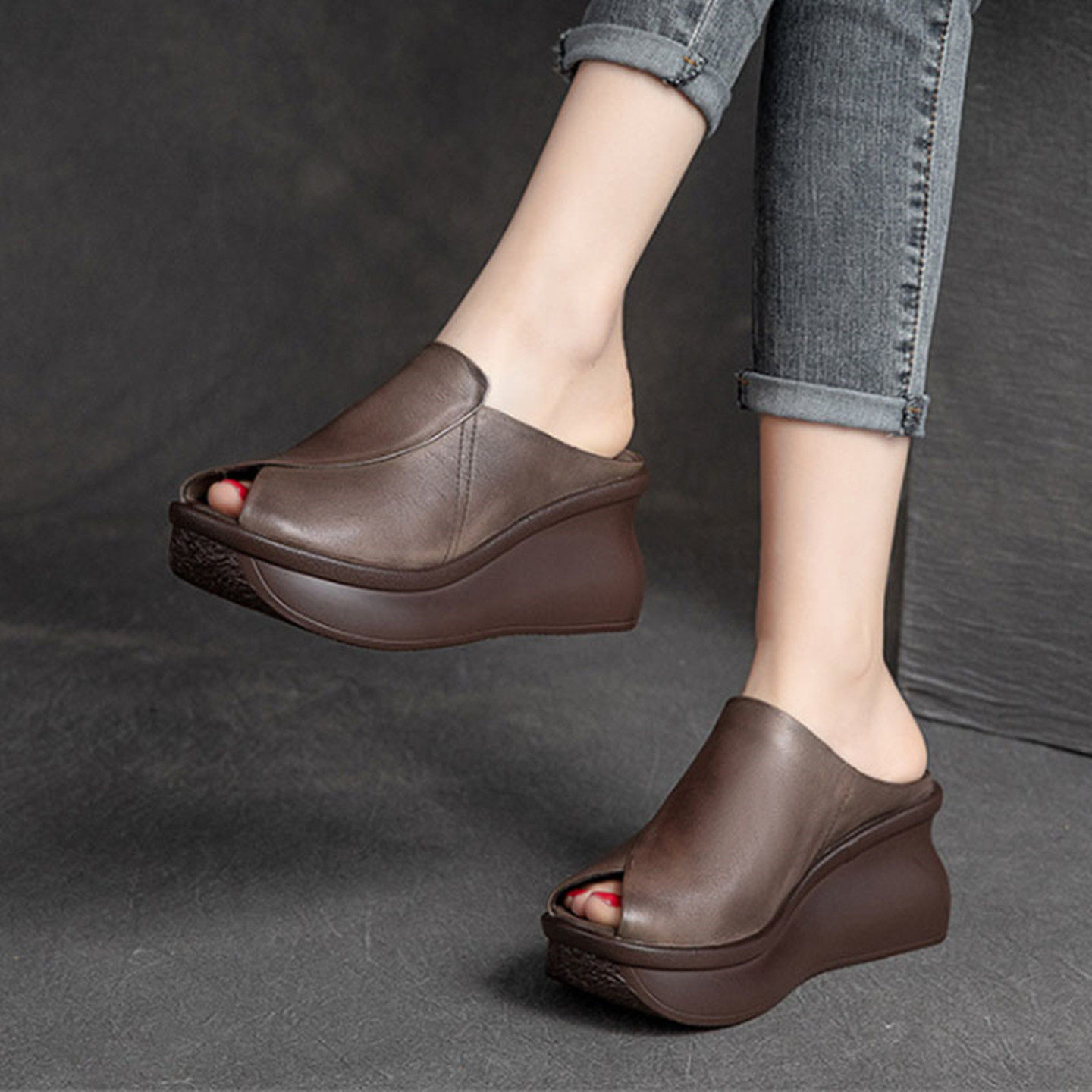 原创凉拖鞋女2026年夏季新款复古真皮纯色厚底鞋松糕底坡跟鱼嘴鞋