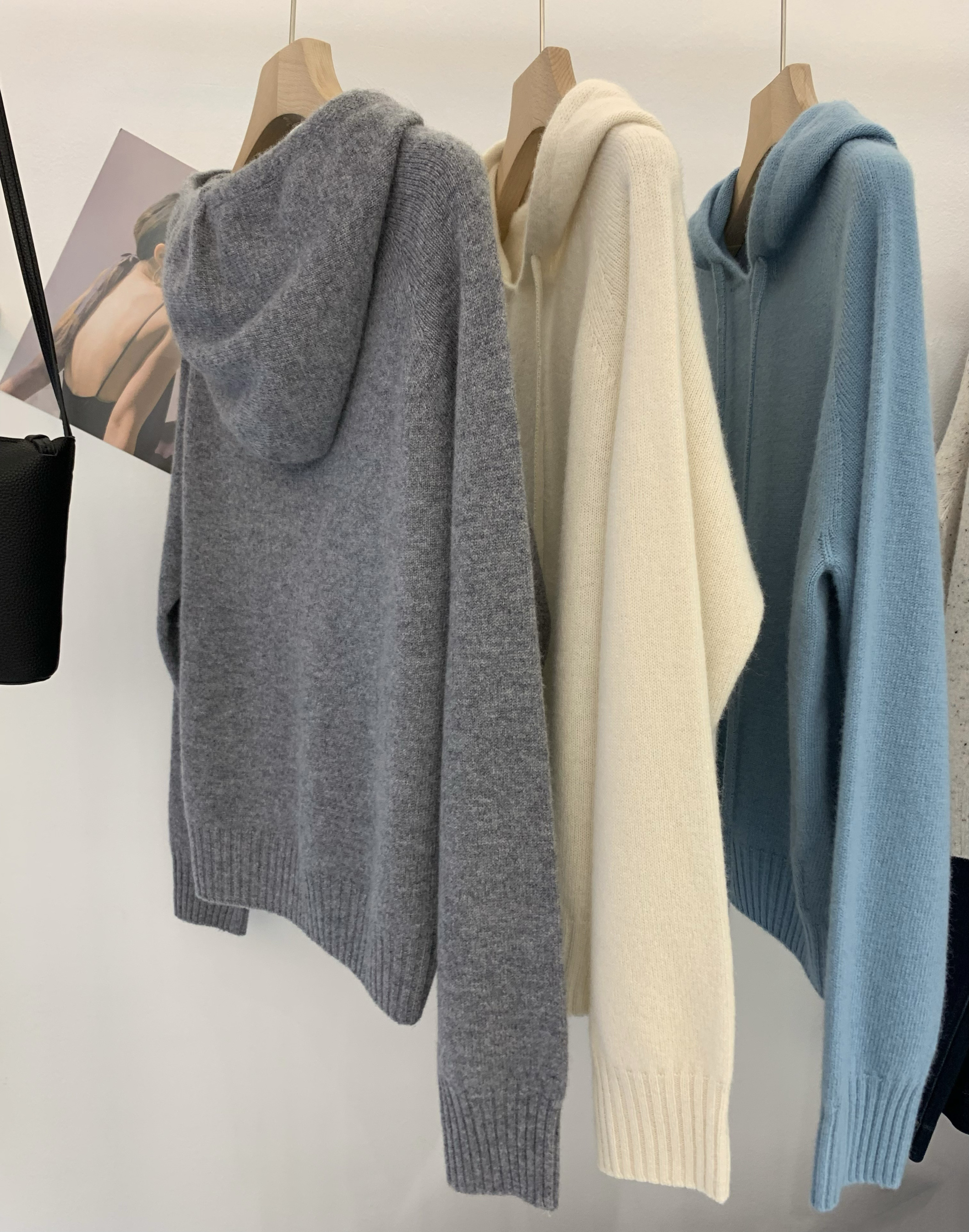 自留好穿无痕拼接铁片连帽帽衫套头外穿内搭纯羊毛衫针织衫上衣女