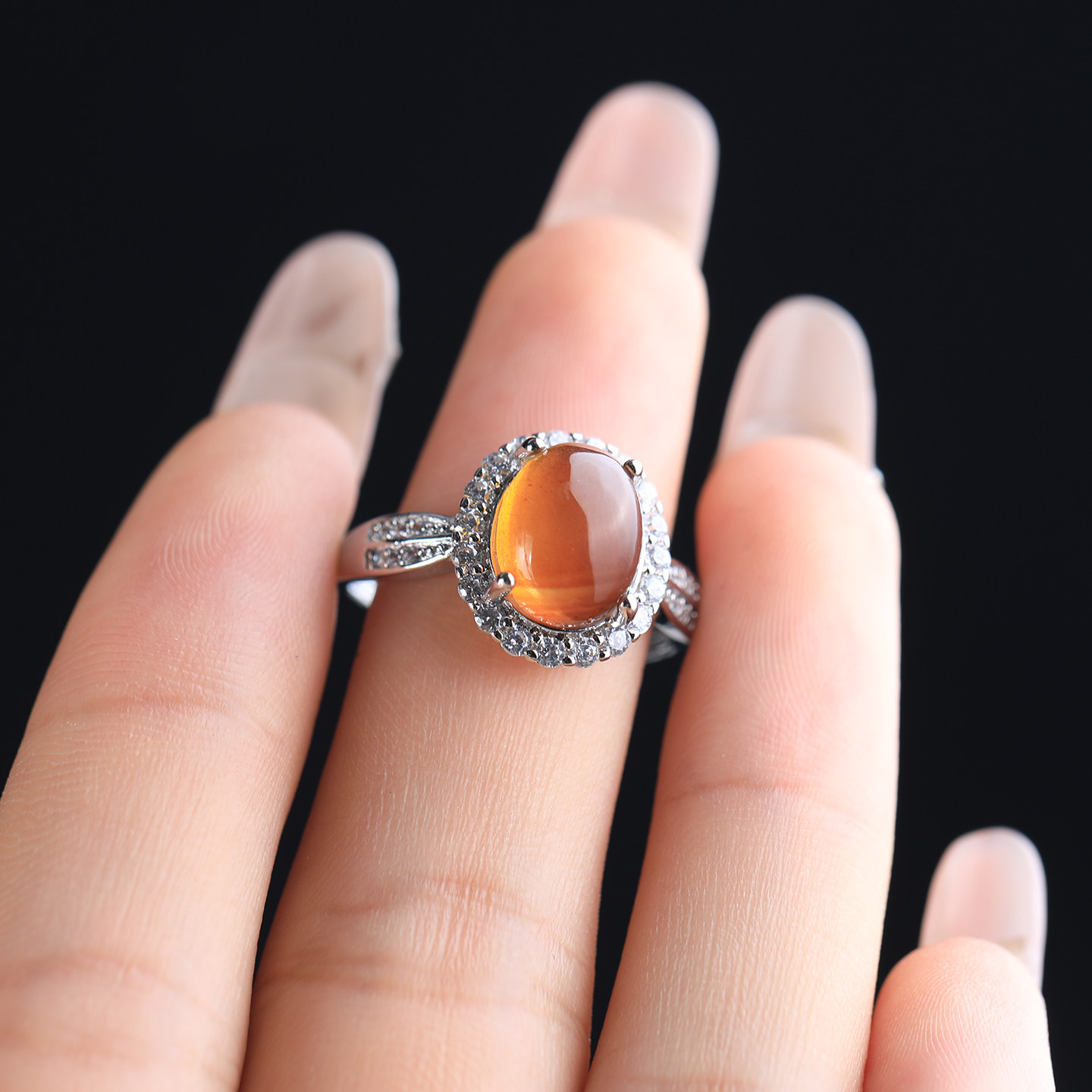 天然缅甸琥珀戒指棕红珀蜜蜡镶嵌合金指圈活口可调节精致时尚大气