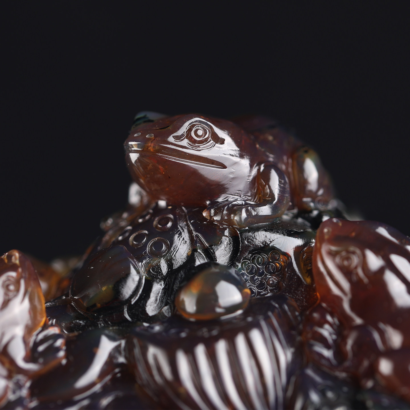 天然缅甸琥珀红蜜紫罗兰雕刻三足金蟾摆件客厅装饰开业桌面摆放,珠宝/钻石/翡翠,其他,淘宝优惠券,粉丝福利购,淘宝优惠卷