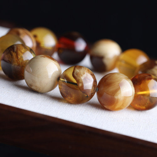缅甸琥珀蜜蜡多宝天宝手串