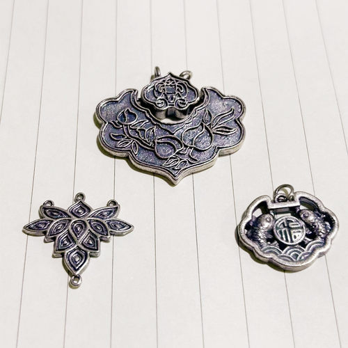三七银莲花鲤鱼福字孔雀尾如意锁吊坠手工DIY毛衣链项链饰品配饰