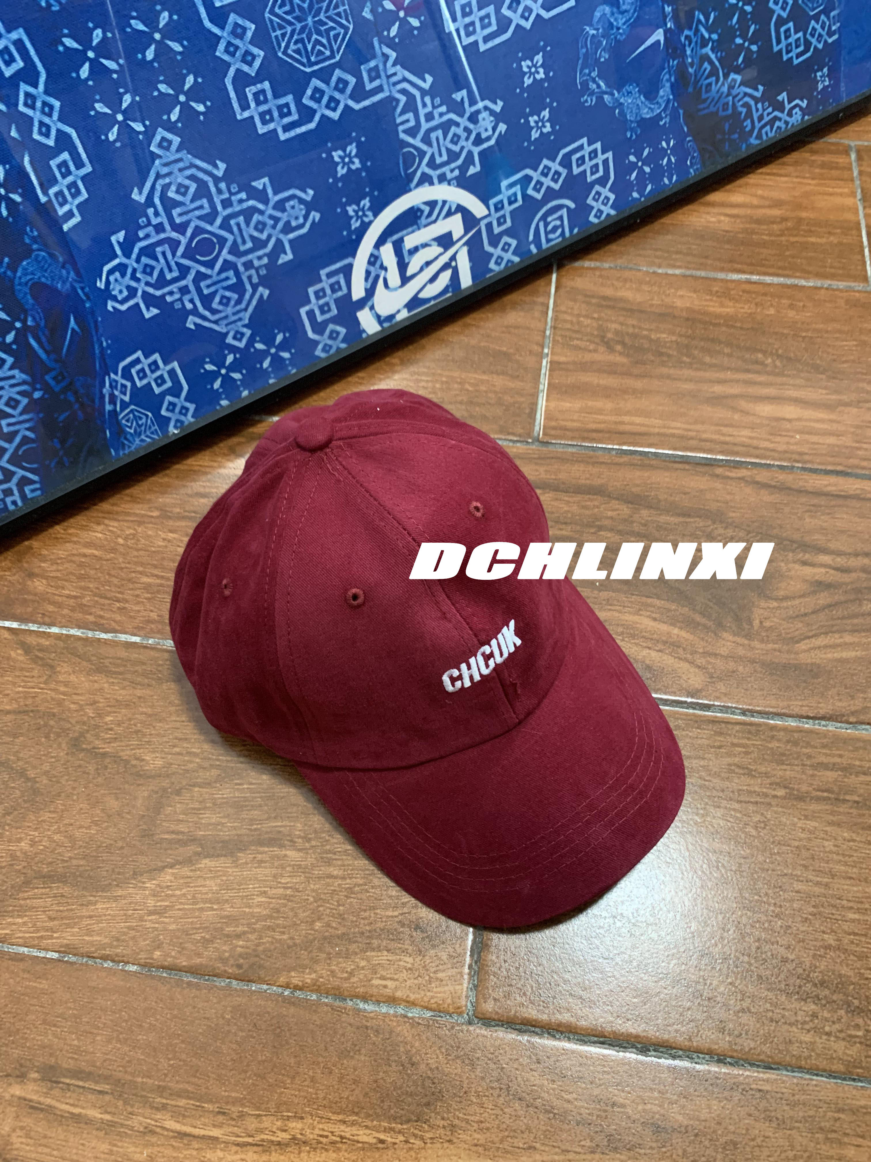 酒红色棒球帽圆顶休闲百搭情侣款2023逛街弯檐鸭舌帽新款热门ins