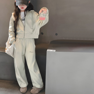 女童长袖套装秋季2024新款大童短款连帽拉链外套纯棉阔腿裤两件套