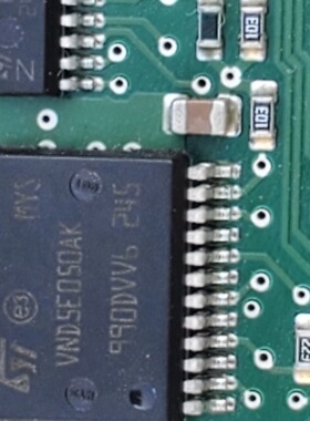 VND5E050AK 大众J519途观斯柯达明昊锐BCM转向灯常亮IC芯片模块